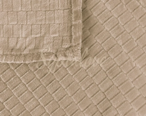 koc z mikrofibry 160x200 wytłaczany w kosteczke bezowy.webp