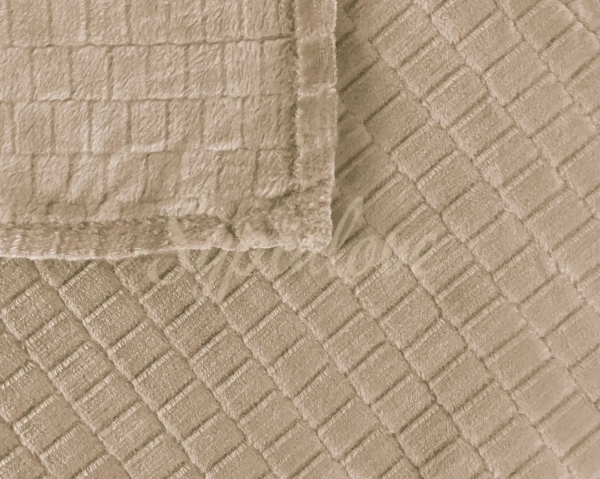 koc z mikrofibry 160x200 wytłaczany w kosteczke bezowy.webp